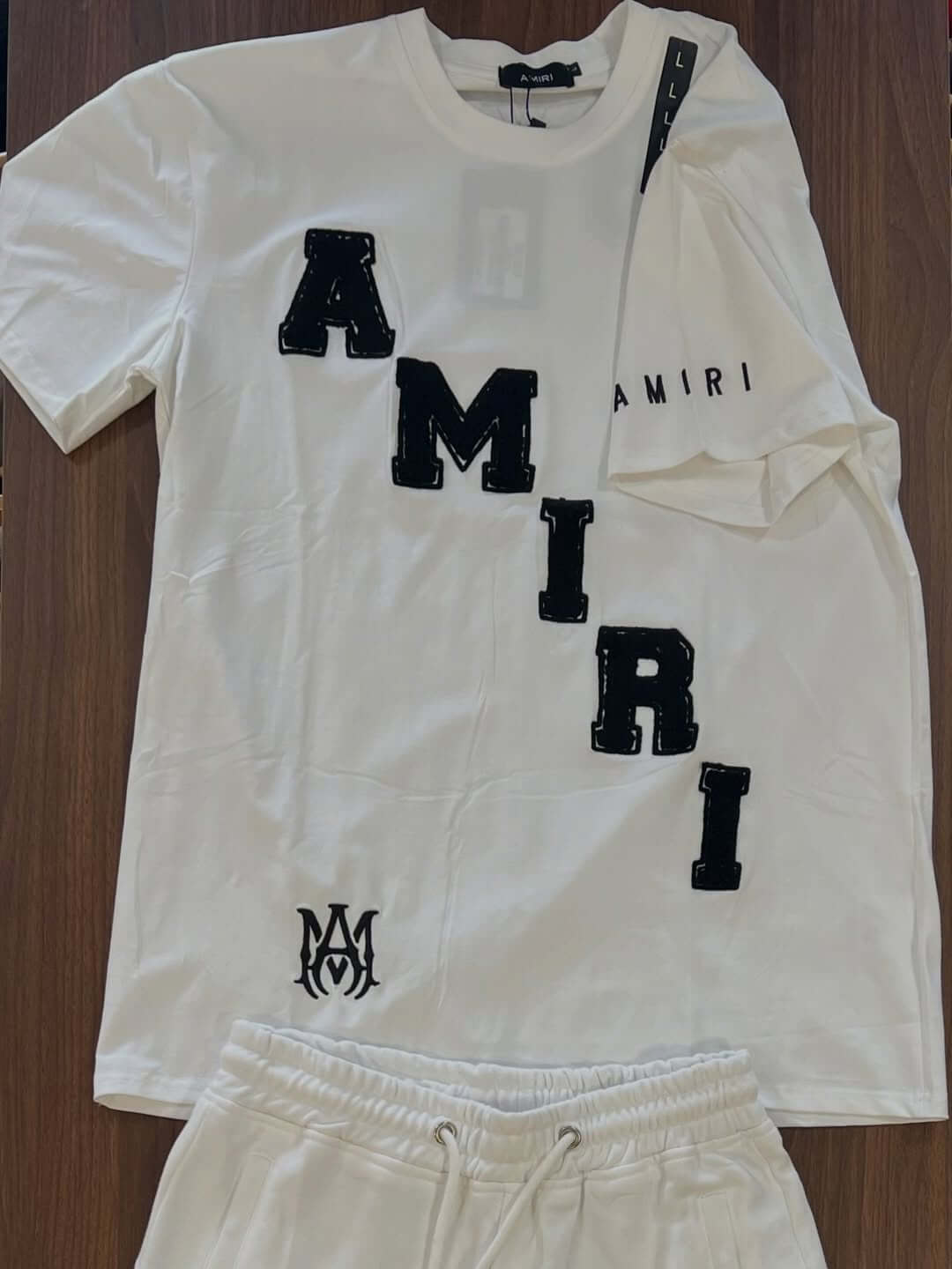 CONJUNTO AMIRI