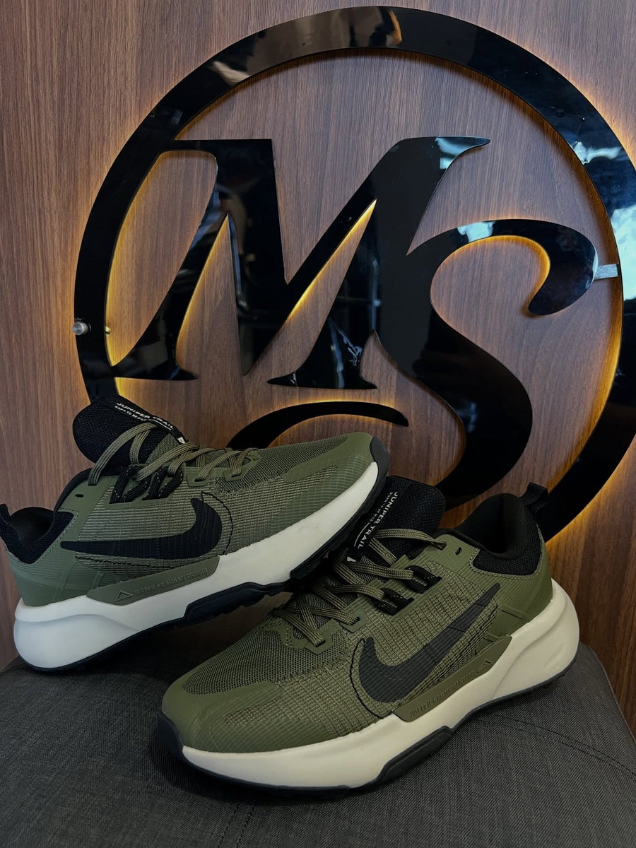 Nike Juniper Trail - Verde Army